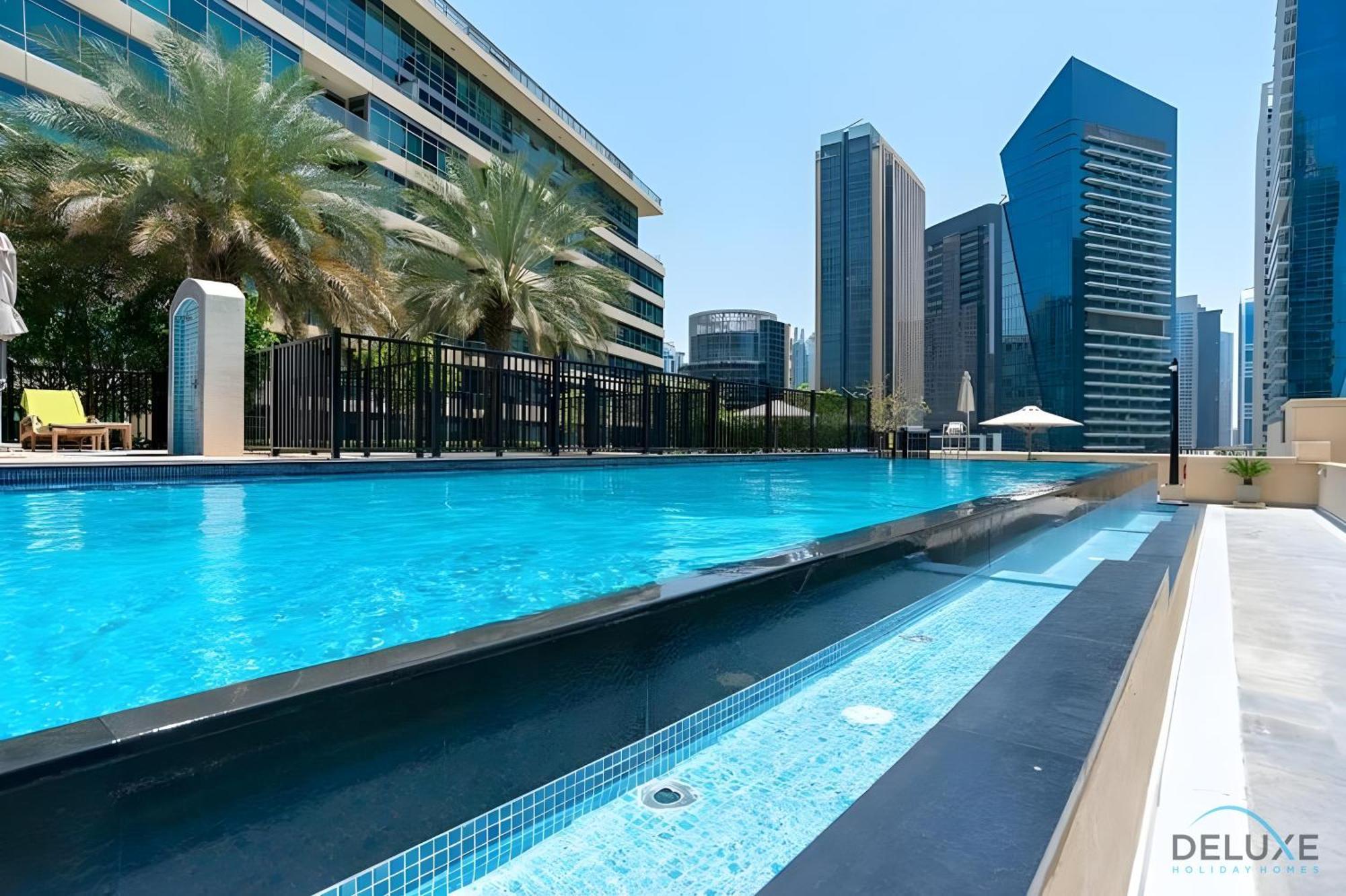 Inviting 1Br In Marina Quay West, Dubai Marina By Deluxe Holiday Homes Eksteriør bilde